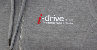 Veredelung Arbeitsbekleidung für Fahrschule i-drive